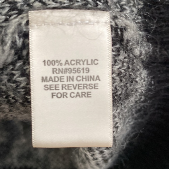 Studio JPR Leopard Print Sweater Petite Small - Picture 4 of 8